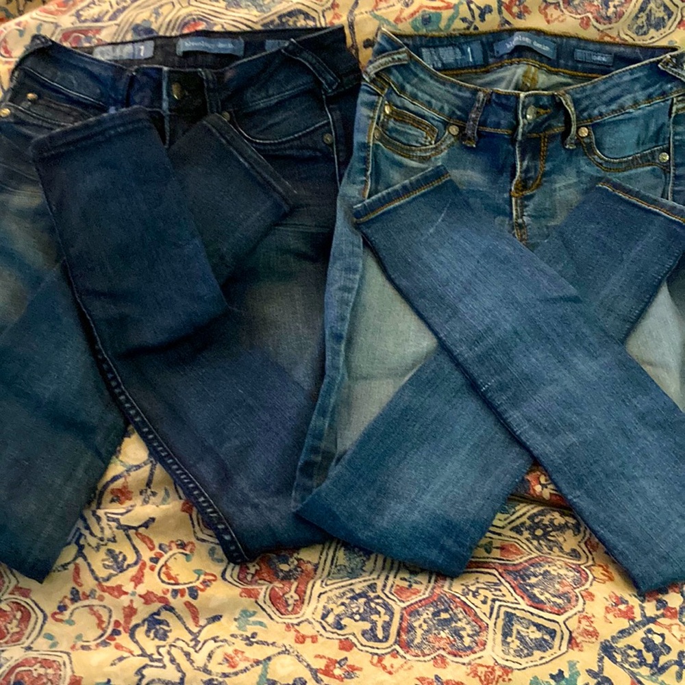 Lot of 2 jean jaggings very stretchy in perfect condition both worn maybe once